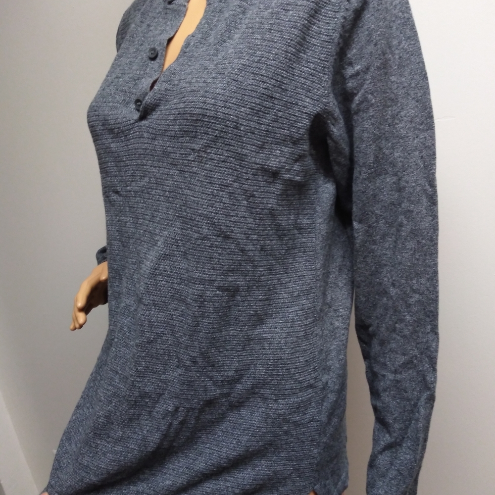 H&M Sweater - Picture 4 of 5